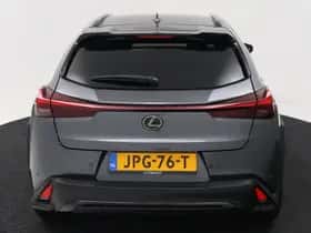 Lexus UX (2025) thumbnail 25