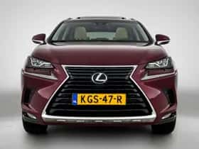 Lexus NX (2018) thumbnail 23
