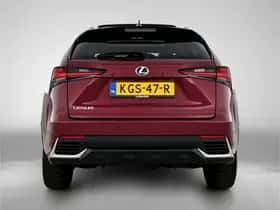 Lexus NX (2018) thumbnail 24