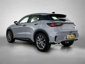 Lexus LBX (2024) thumbnail 13