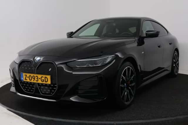 BMW i4 (2024) thumbnail 1