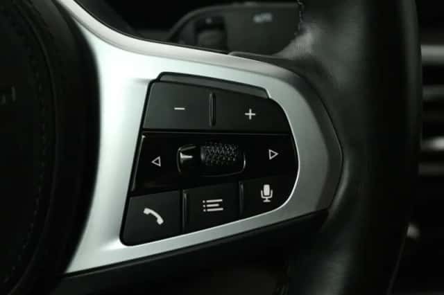 BMW i4 (2024) thumbnail 5