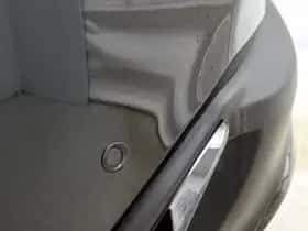 Lexus UX (2025) thumbnail 28