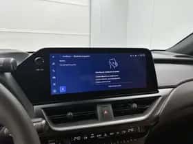 Lexus UX (2025) thumbnail 31