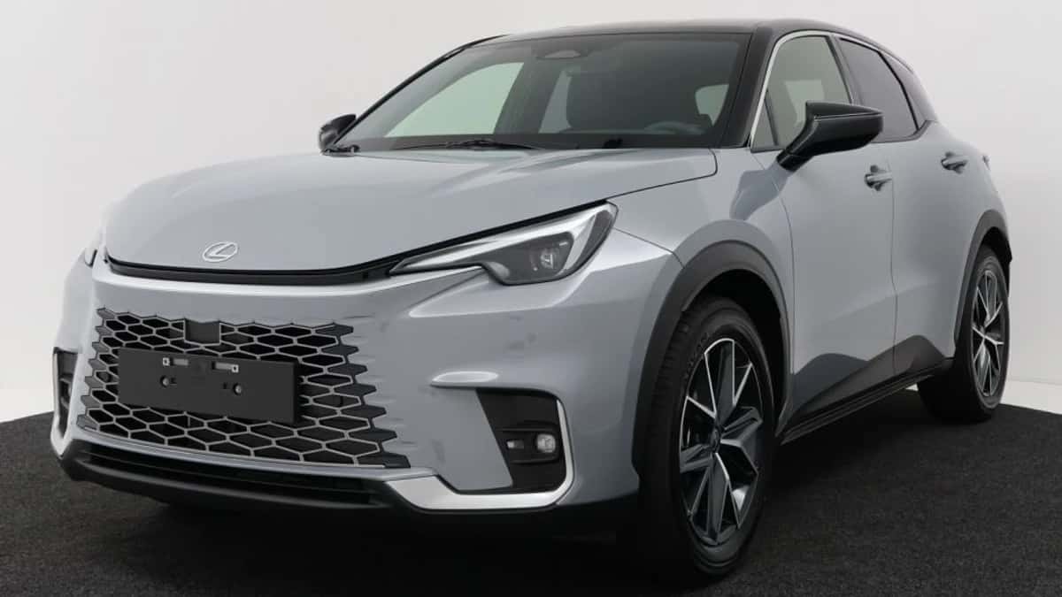 Lexus LBX (2026) — foto 1