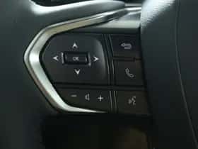 Lexus LBX (2026) thumbnail 11