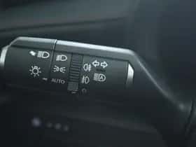 Lexus LBX (2026) thumbnail 12