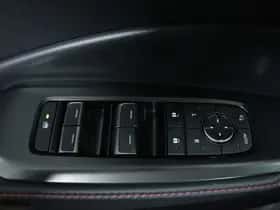 Lexus LBX (2026) thumbnail 8