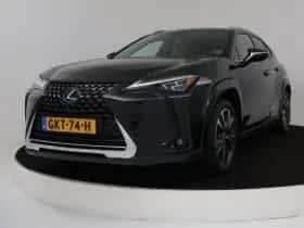 Lexus UX (2024) thumbnail 2