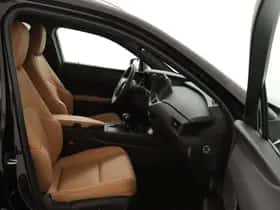 Lexus UX (2024) thumbnail 29
