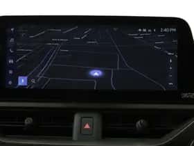 Lexus UX (2024) thumbnail 9