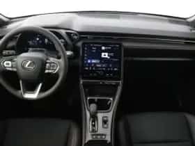 Lexus LBX (2025) thumbnail 6