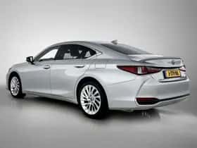 Lexus ES (2020) thumbnail 14