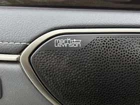 Lexus ES (2020) thumbnail 18