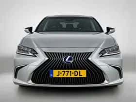 Lexus ES (2020) thumbnail 21