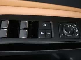 Lexus ES (2025) thumbnail 30