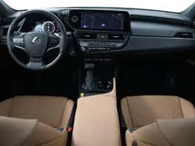 Lexus ES (2025) thumbnail 5