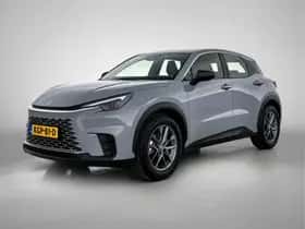 Lexus LBX (2024)