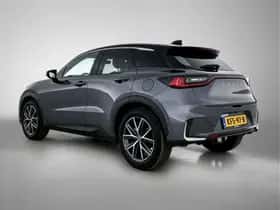 Lexus LBX (2024) thumbnail 13
