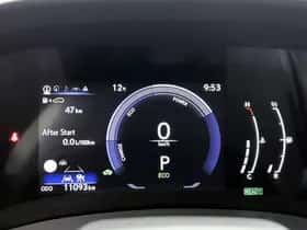 Lexus LBX (2024) thumbnail 5