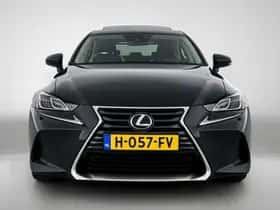Lexus IS (2020) thumbnail 22