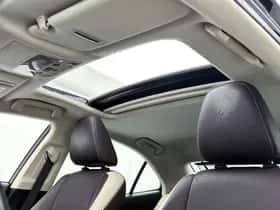 Lexus IS (2020) thumbnail 4