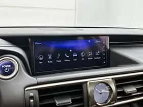 Lexus IS (2020) thumbnail 8