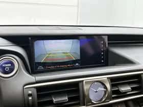Lexus IS (2020) thumbnail 9