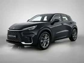 Lexus LBX (2024)
