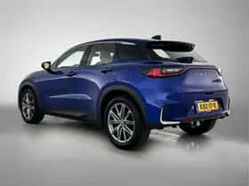 Lexus LBX (2024) thumbnail 13