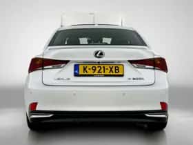 Lexus IS (2021) thumbnail 22