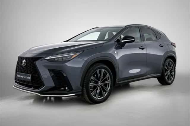 Lexus NX (2022) thumbnail 1