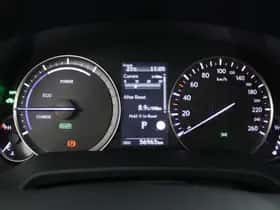Lexus RX (2020) thumbnail 6
