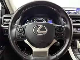 Lexus CT (2019) thumbnail 17