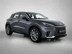 Lexus LBX (2024) thumbnail 12