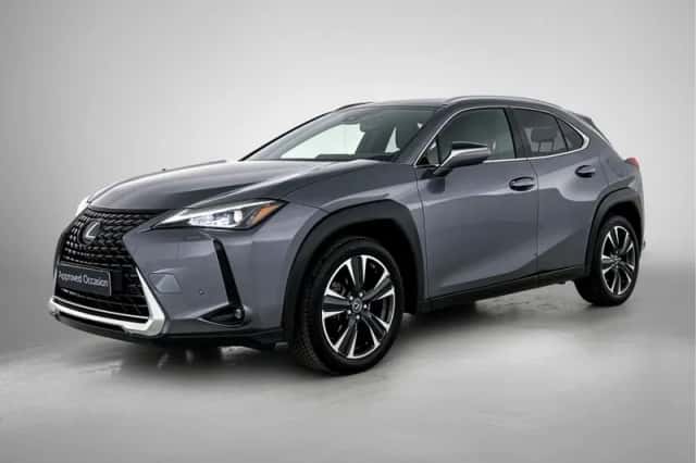 Lexus UX (2021) thumbnail 1