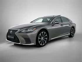 Lexus LS (2023)