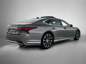 Lexus LS (2023) thumbnail 2
