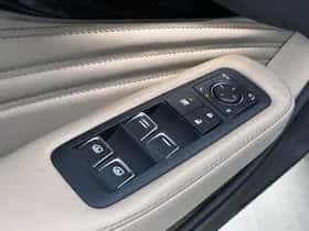 Lexus LS (2023) thumbnail 23
