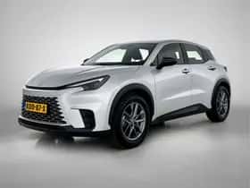 Lexus LBX (2024)