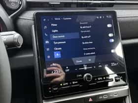Lexus LBX (2024) thumbnail 42