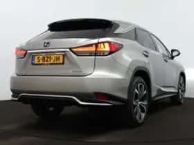 Lexus RX (2021) thumbnail 5