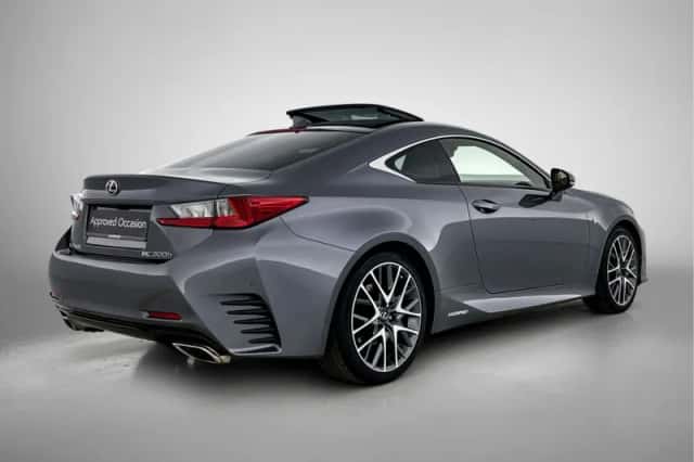Lexus RC (2016) thumbnail 2