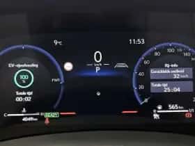 Lexus LBX (2025) thumbnail 6