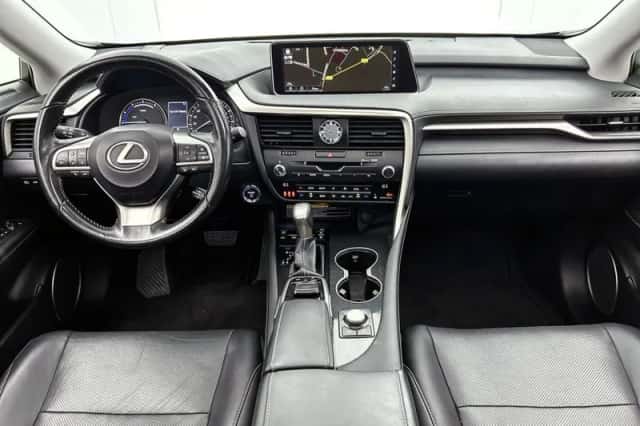 Lexus RX (2019) thumbnail 4