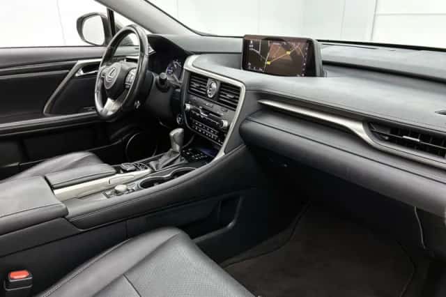 Lexus RX (2019) thumbnail 6