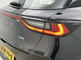 Lexus LBX (2025) thumbnail 42