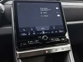 Lexus LBX (2025) thumbnail 9
