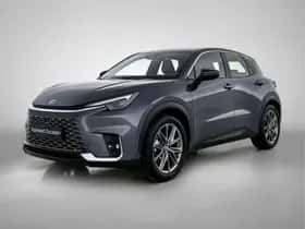 Lexus LBX (2025)