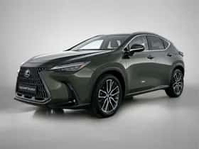 Lexus NX (2022)